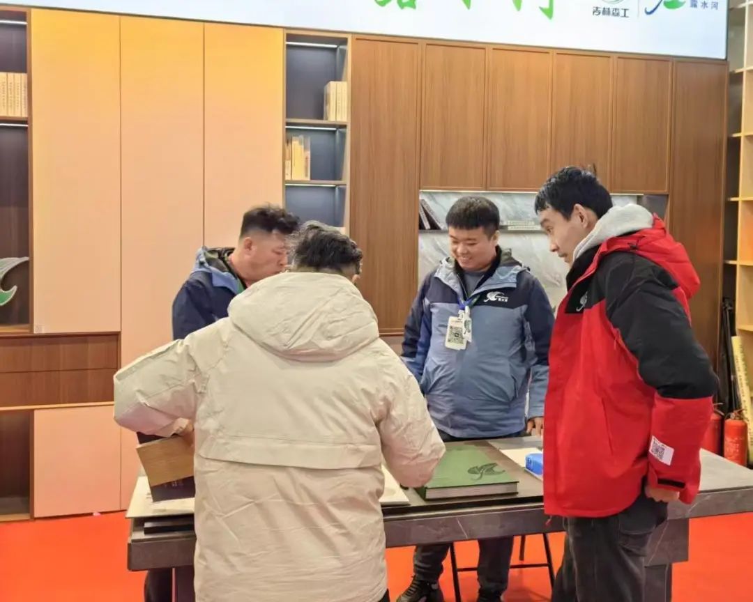 1745219698282888.jpg 1745219698282888.jpg